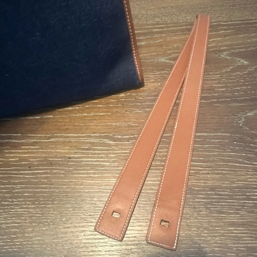 ETIENNE AIGNER bag - Picture 13 of 15